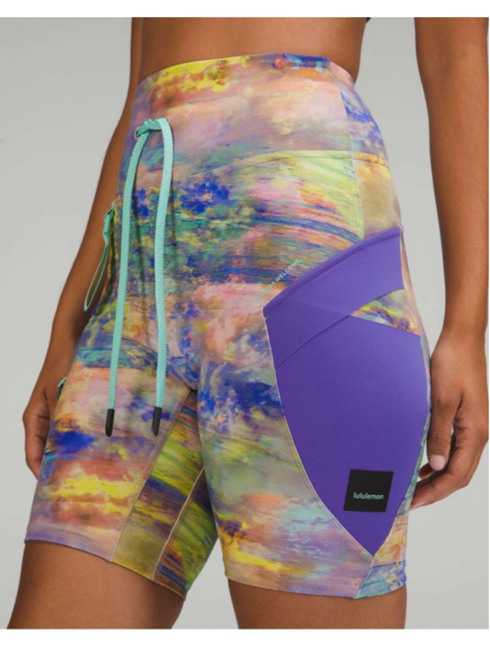 Lululemon Cargo Super-High-Rise Hiking Short 8" in Altered Nature Multi Sz 2!